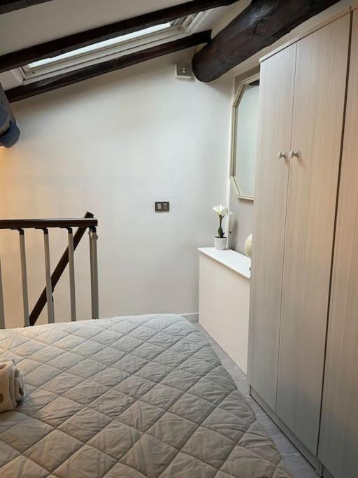 Accademia Love Apartment Бергамо Екстериор снимка