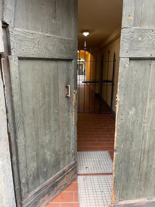 Accademia Love Apartment Бергамо Екстериор снимка